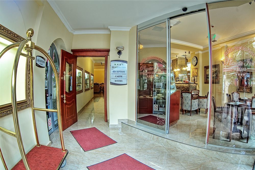 Garni Hotel Planeta Inn Novi Sad Exterior foto